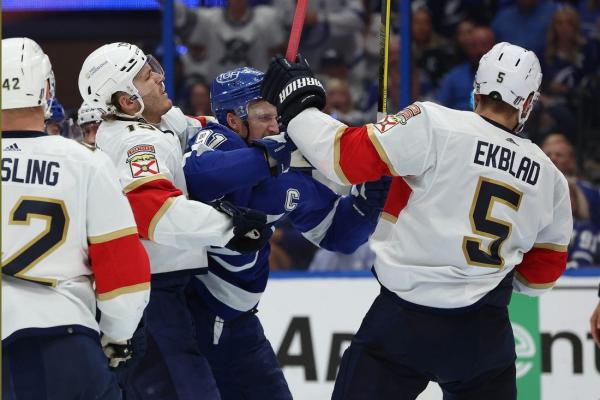 Lightning double up on Panthers to avoid elimination