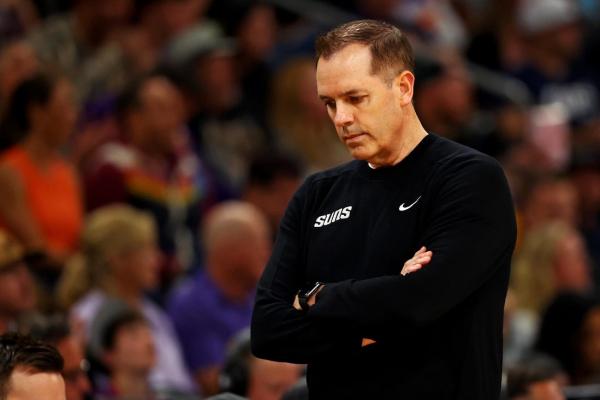 Suns fire Frank Vogel after one season, first-round playoff exit thumbnail