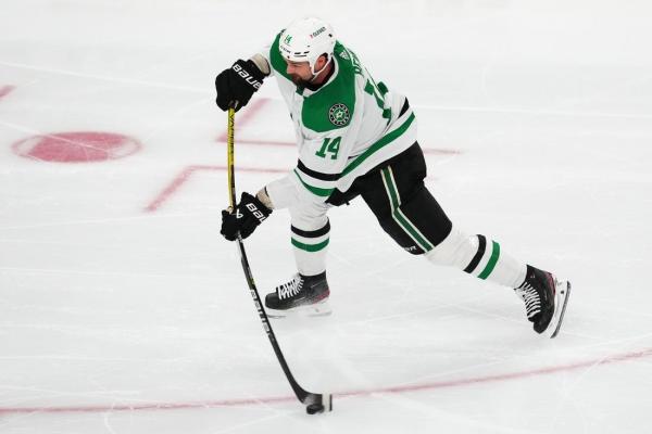Stars hope to continue turnaround at home vs. Knights in Game 5