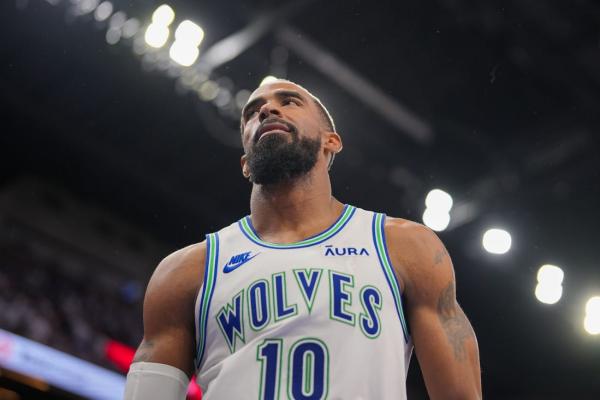 Minnesota’s Mike Conley wins 2nd Teammate of Year award