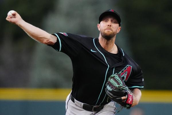 D-backs RHP Merrill Kelly (shoulder) out at least a month thumbnail