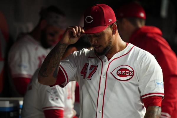 Reds RHP Frankie Montas (forearm) departs after three batters