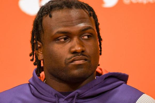 Clemson reinstates DT DeMonte Capehart after gun charge dropped