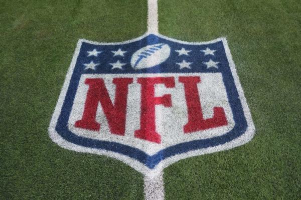 NFL salary cap rises to record $255.4M