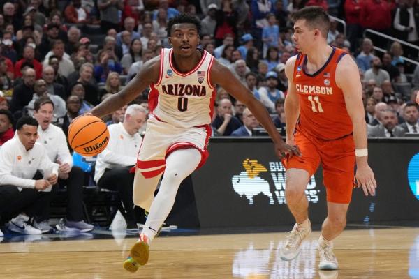 Clemson upends Arizona, makes first Elite Eight since ’80