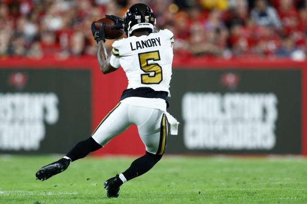 WR Jarvis Landry attempts NFL return in Jacksonville thumbnail
