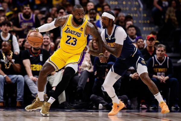 LeBron James undecided on future after Lakers' ouster thumbnail