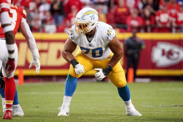 Report: Chargers to pick up fifth-year option of LT Rashawn Slater