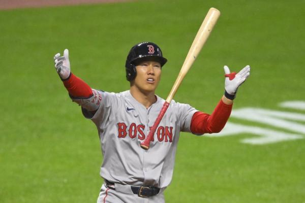 Surgery an option for Red Sox LF Masataka Yoshida