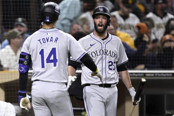 Rockies double up Padres for sixth straight win