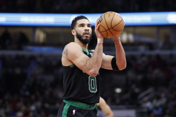 Celtics seek eighth straight win as they battle Knicks
