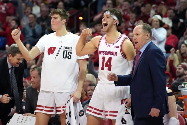 Strong finish carries Indiana past Wisconsin