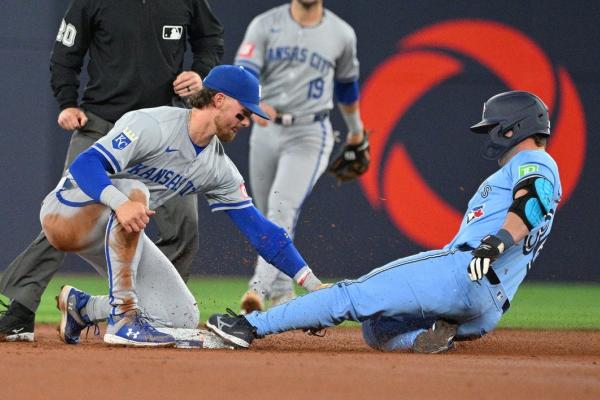Royals even series with Jays thanks to 4-1 win