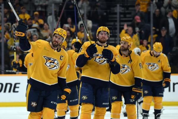 NHL roundup: Preds rout Avs for 8th straight win