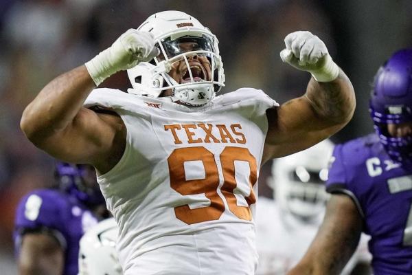 Seahawks sign first-round pick Byron Murphy II thumbnail
