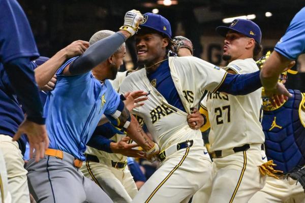 Brewers overcome brawl, ejections to down Rays