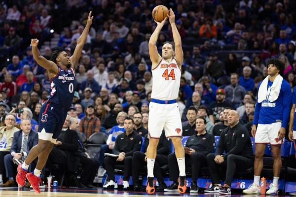Knicks, hot-shooting Bojan Bogdanovic top 76ers