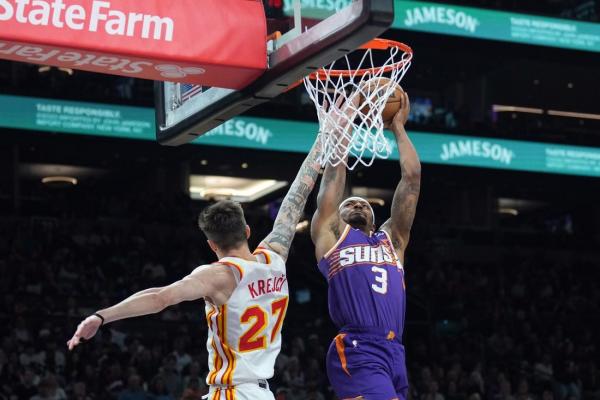 Devin Booker, Suns handle Hawks for 6th win in 9 games thumbnail