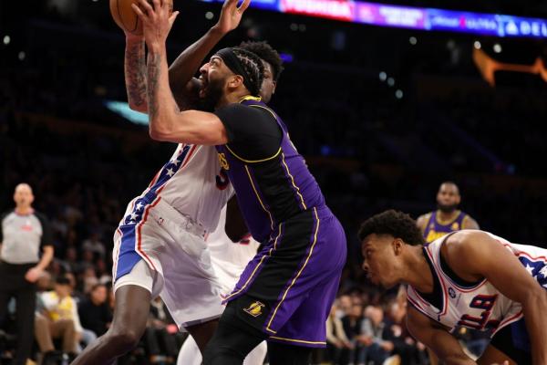 NBA roundup: Anthony Davis' big night lifts Lakers over 76ers thumbnail
