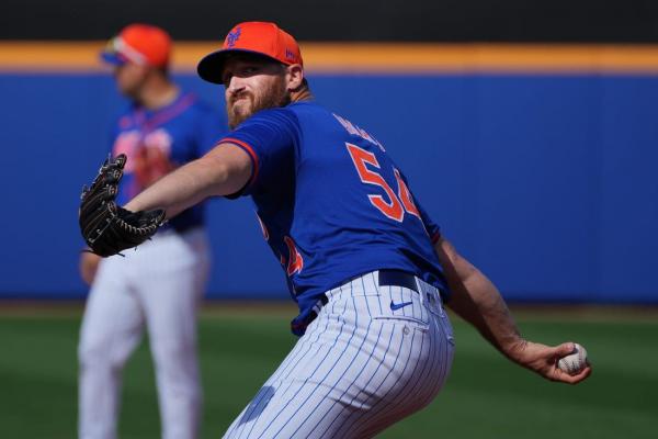 A’s acquire RHP Austin Adams from Mets