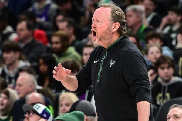 Report: Suns to hire Mike Budenholzer as head coach