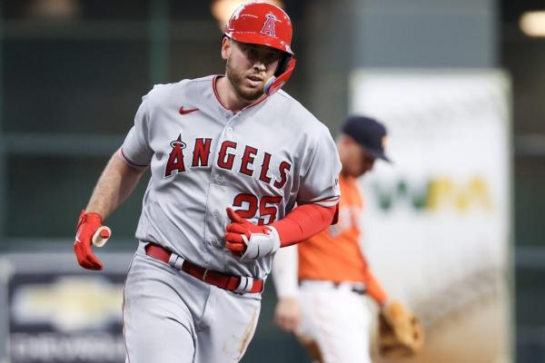C.J. Cron, Joely Rodriguez Trigger Opt-Outs With Red Sox - MLB Trade Rumors