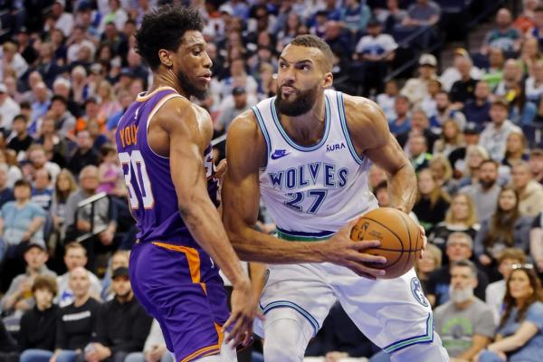 Timberwolves not sweating recent woes against Suns thumbnail