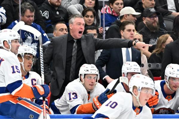 Isles resume wild-card push against inconsistent Sabres
