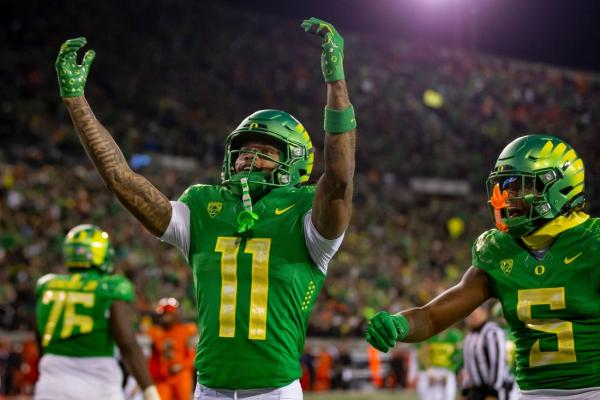 NFL draft: Broncos trade up in fourth round, pick Oregon WR Troy Franklin thumbnail