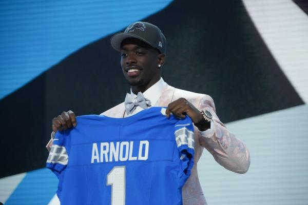 Winners, losers in first round of 2024 NFL Draft