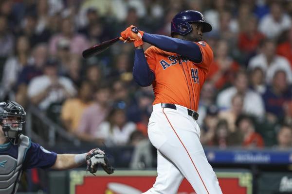 Four-run inning carries Astros past Mariners