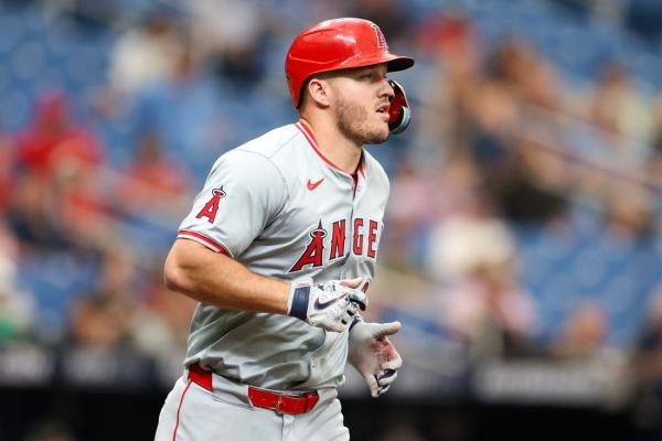 Mike Trout opted for surgery instead of being season-long DH thumbnail