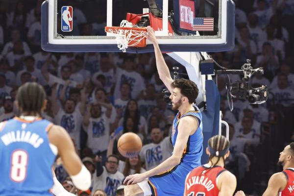 Shai Gilgeous-Alexander, Thunder rout Pelicans in Game 2