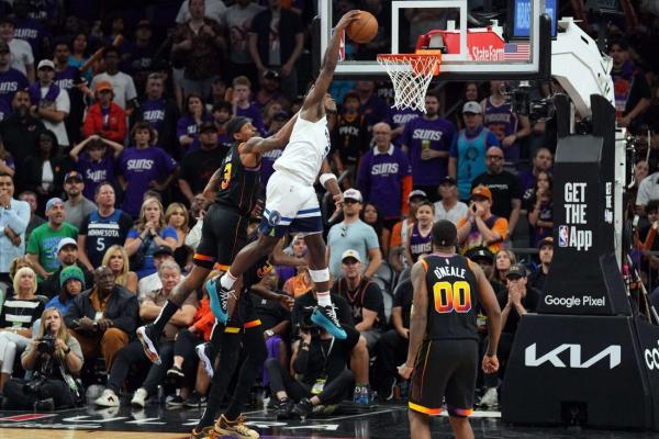 Anthony Edwards' huge 2nd half helps Wolves sweep Suns thumbnail