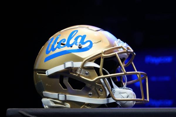 UCLA names former RB DeShaun Foster head coach