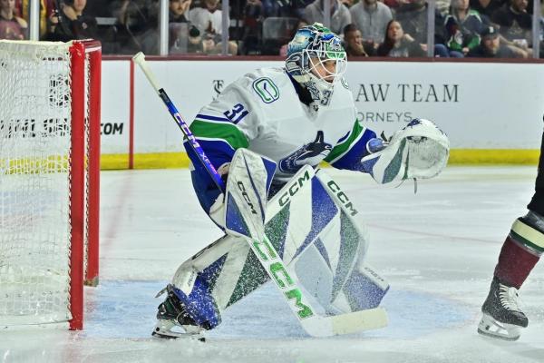 Canucks G Arturs Silovs makes playoff debut in Game 4 vs. Preds